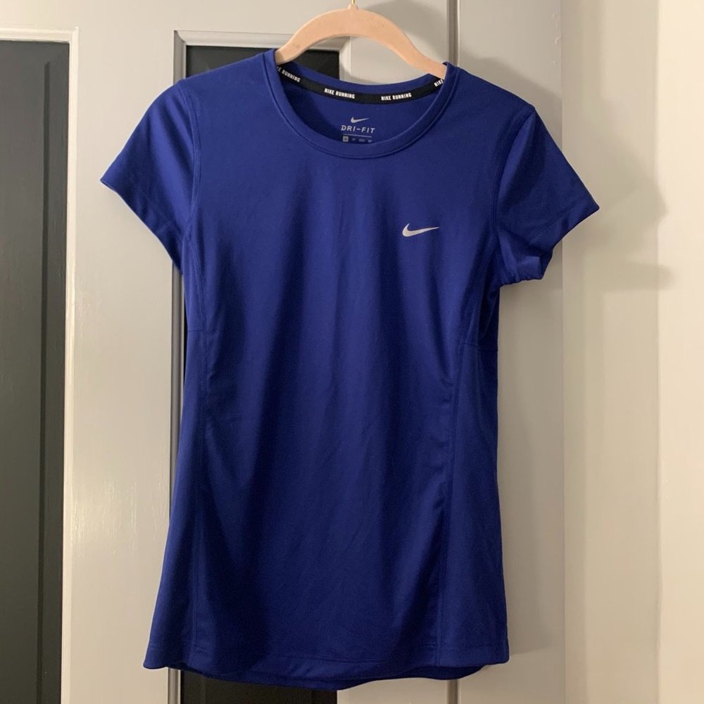 nike dri-fit tshirt